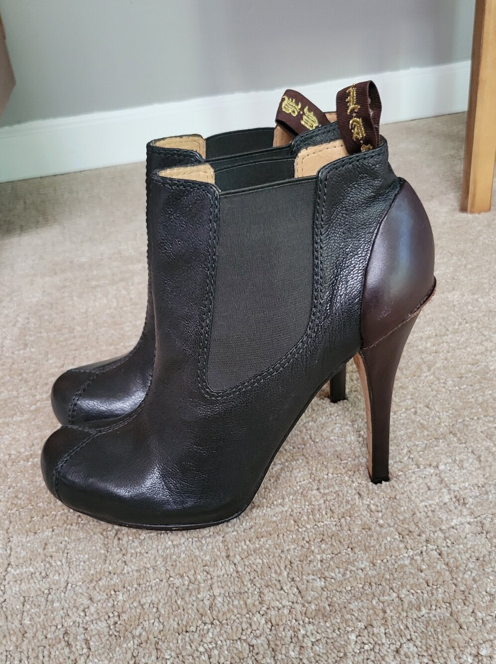 L.A.M.B Ankle Booties WM 9.5